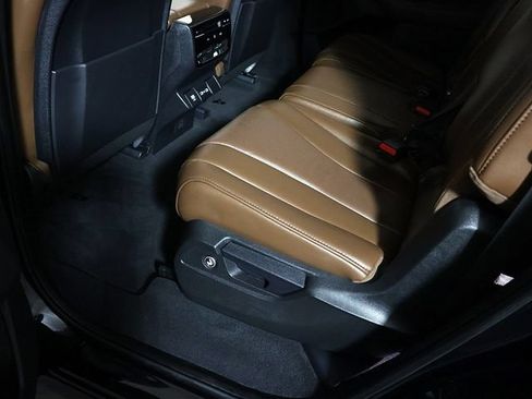 Certified 2024 Acura MDX SH-AWD w/ Technology Package image 28