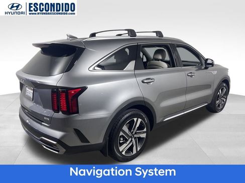 Used 2023 Kia Sorento EX image 5