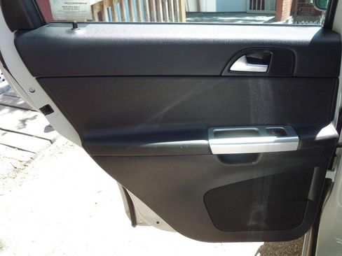 Used 2011 Volvo S40 T5 image 16