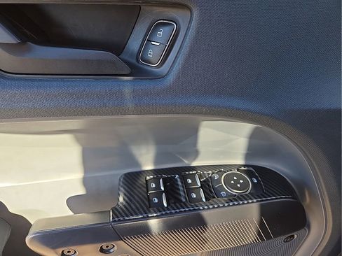 Used 2024 Ford Maverick Lariat w/ Black Appearance Package image 21