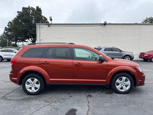 Used 2014 Dodge Journey SE w/ Flexible Seating Group AWD/4WD image 5