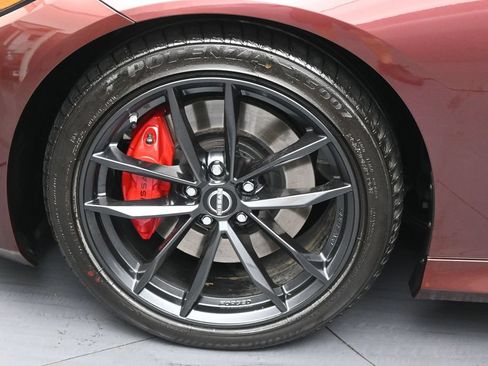 Used 2025 Nissan Z Performance w/ Floor Mat Package RWD image 33