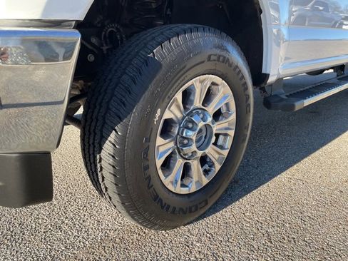 Used 2019 Ford F250 Lariat w/ Chrome Package image 10