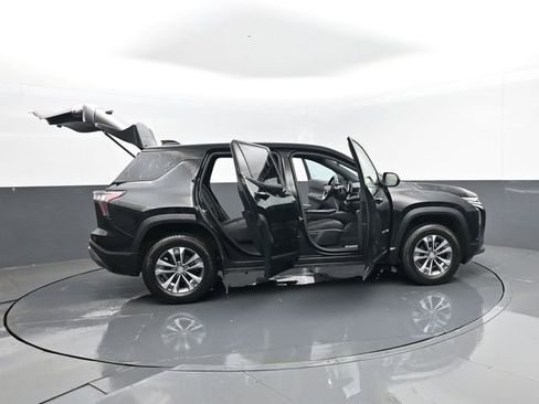 Used 2025 Chevrolet Equinox LT AWD/4WD image 31