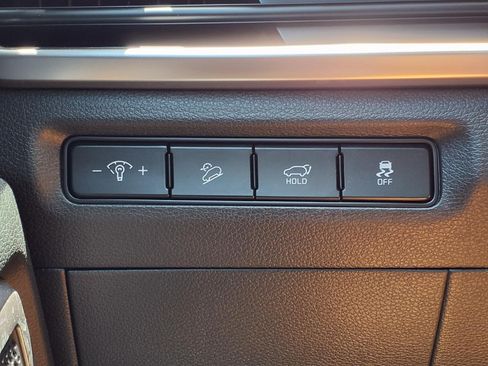 Used 2025 Kia Telluride S FWD image 21
