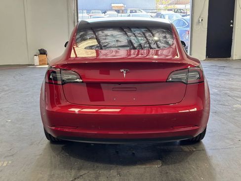Used 2018 Tesla Model 3 Mid Range image 3