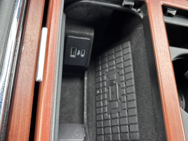 Used 2022 Lincoln Navigator L Reserve AWD/4WD image 41