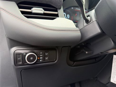 New 2025 Ford Explorer Active w/ Active Comfort Package image 21