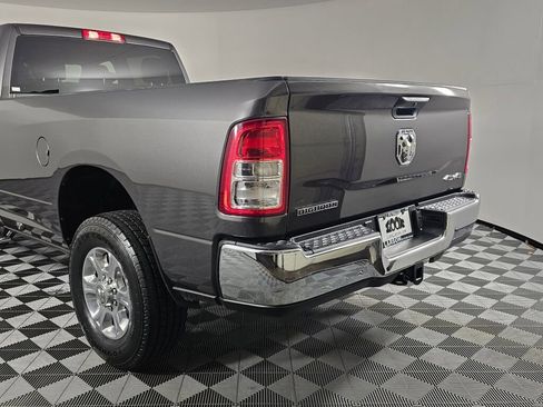 Used 2024 RAM 3500 Big Horn image 13