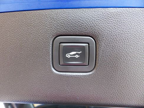 Used 2019 Chevrolet Blazer LT AWD/4WD image 33