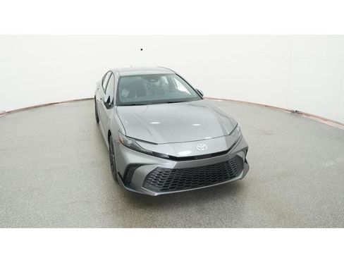 New 2026 Toyota Camry SE image 14