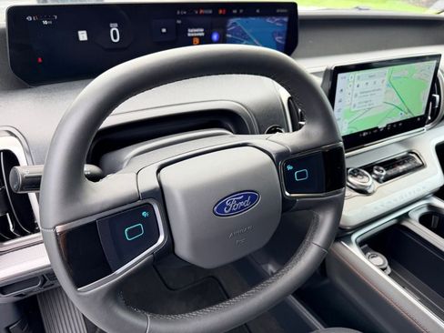 Certified 2025 Ford Expedition Max Active RWD image 25