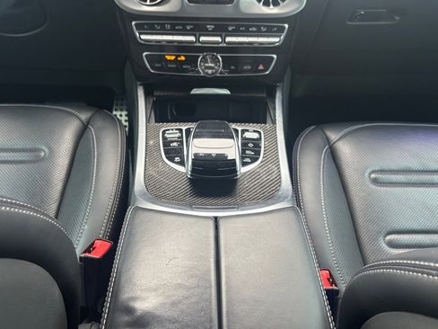 Used 2022 Mercedes-Benz G 550 w/ Exclusive Interior Package image 5