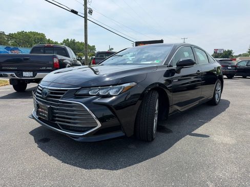 Used 2019 Toyota Avalon XLE FWD image 7