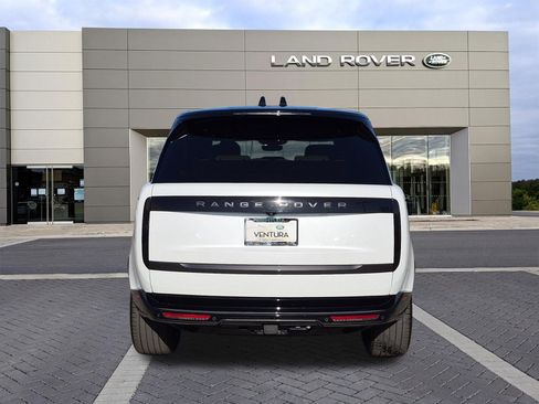 Certified 2025 Land Rover Range Rover Long Wheelbase SE AWD/4WD image 6