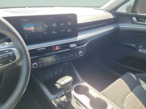 Used 2026 Kia K5 LXS FWD image 18