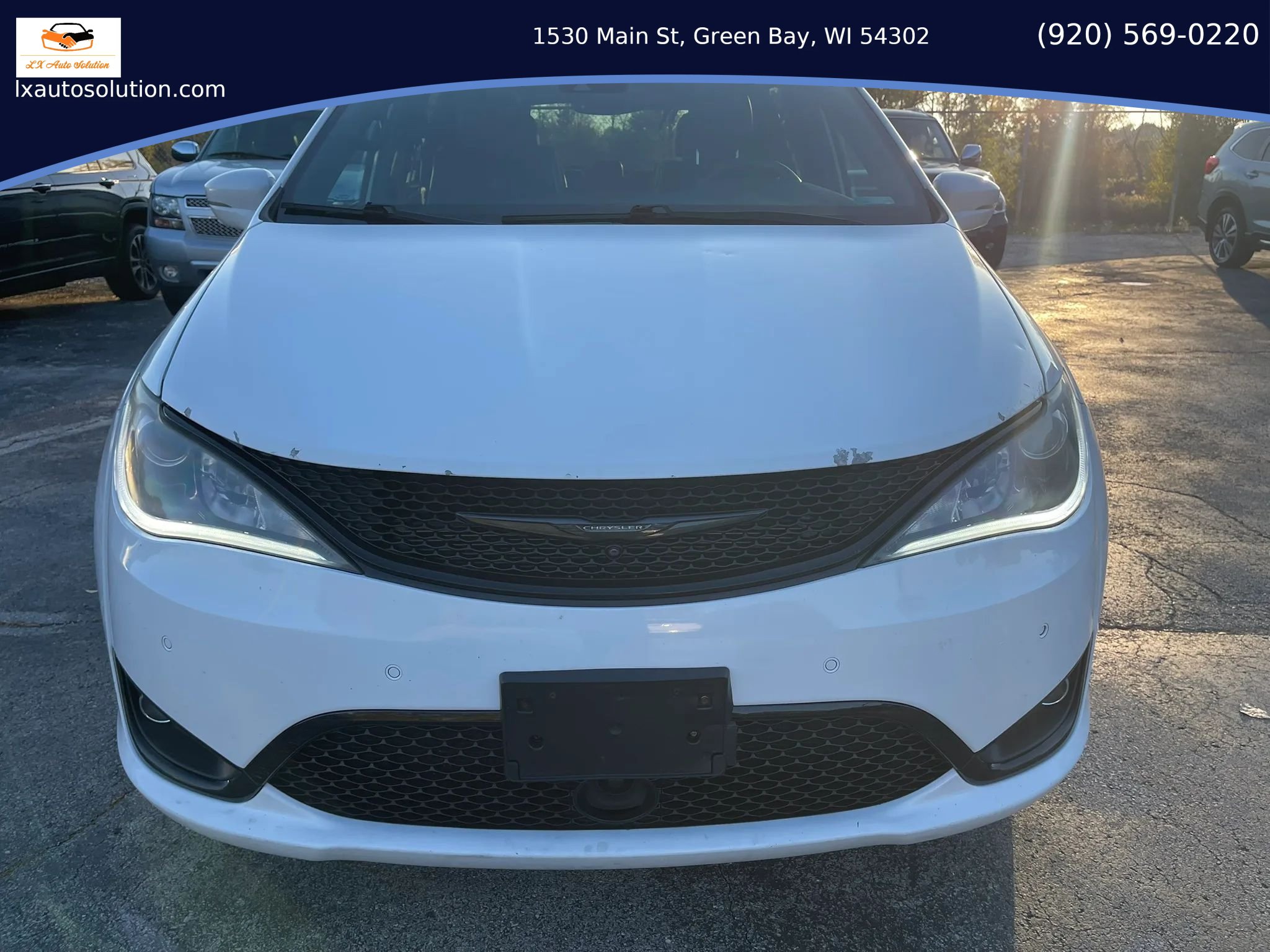 Used 2019 Chrysler Pacifica Limited FWD image 16