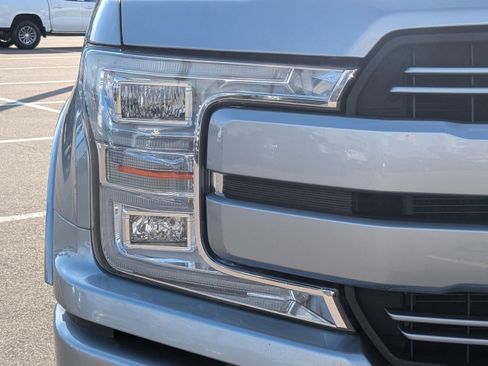 Used 2020 Ford F150 Lariat w/ Equipment Group 502A Luxury image 9