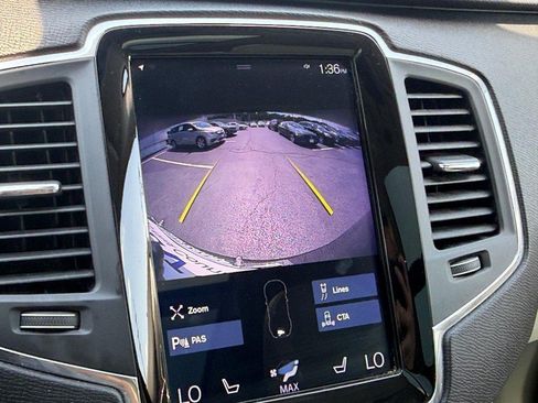 Used 2018 Volvo XC90 T5 Momentum FWD image 21