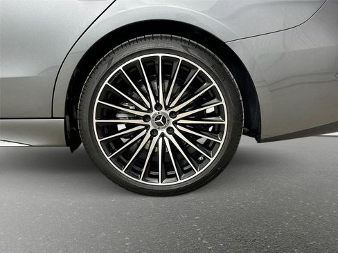 Certified 2025 Mercedes-Benz C 300 4MATIC Sedan image 39