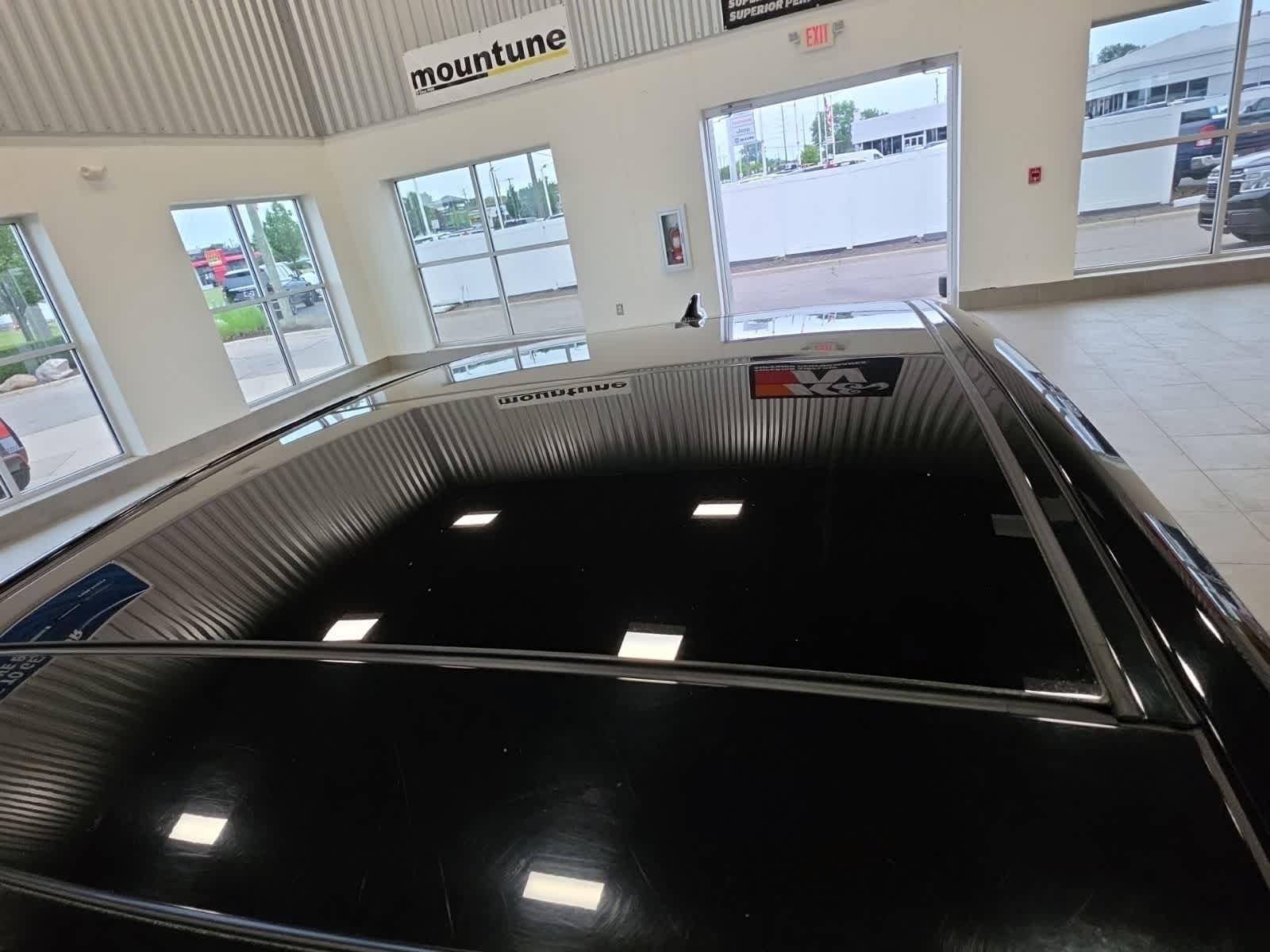 Used 2019 Toyota Camry XSE FWD image 15