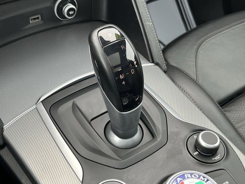 Used 2018 Alfa Romeo Stelvio Ti Sport image 30