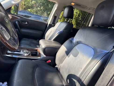 Used 2016 INFINITI QX80 2WD image 3