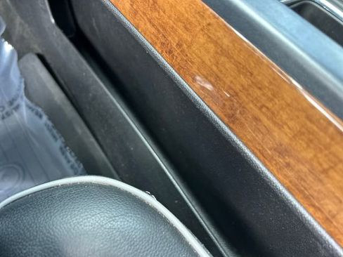 Used 2018 Chevrolet Silverado 1500 High Country image 20