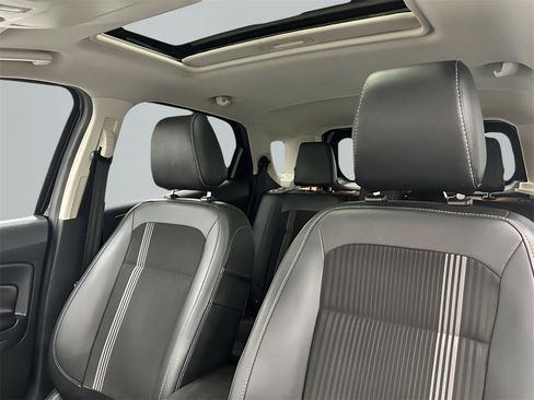 Used 2020 Ford EcoSport SES image 10