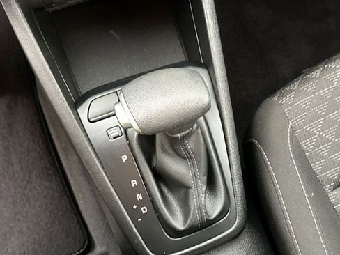 Used 2019 Kia Rio S image 14