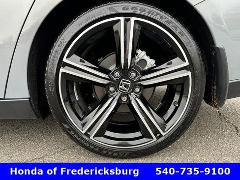 Used 2024 Honda Accord Sport image 13
