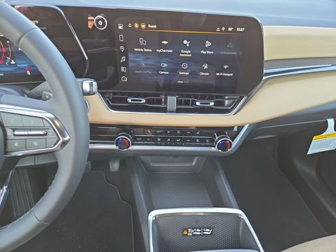 New 2026 Chevrolet Equinox ACTIV w/ Safety and Technology Package image 22