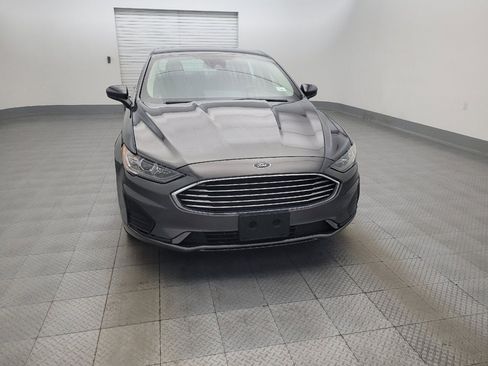 Used 2019 Ford Fusion SE FWD image 14