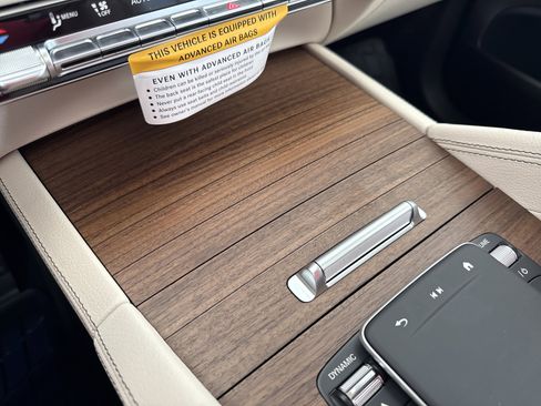 New 2026 Mercedes-Benz GLS 450 4MATIC image 54