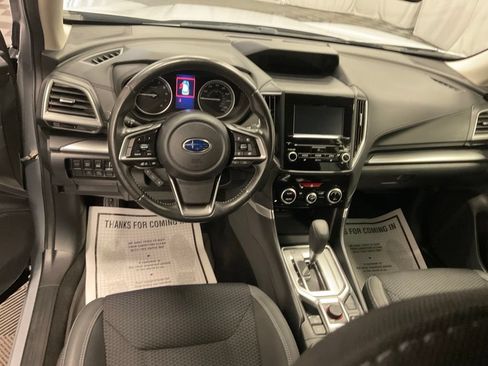 Used 2023 Subaru Forester Premium AWD/4WD image 31