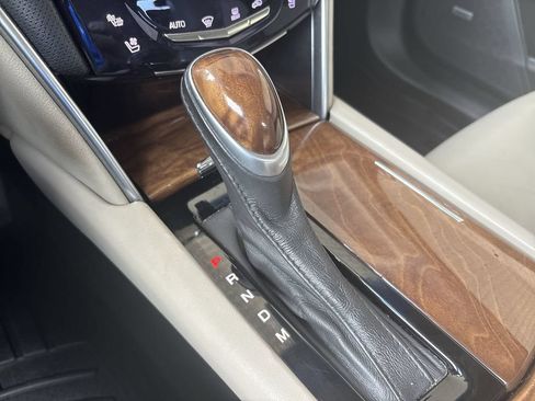 Certified 2019 Cadillac XTS Luxury FWD image 15