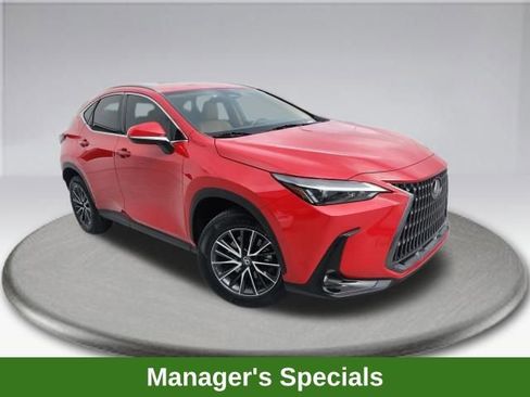 Used 2024 Lexus NX 250 FWD w/ Towing Package (2000 Lbs) image 2