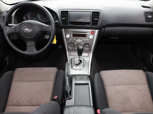 Used 2007 Subaru Outback 2.5i AWD/4WD image 2