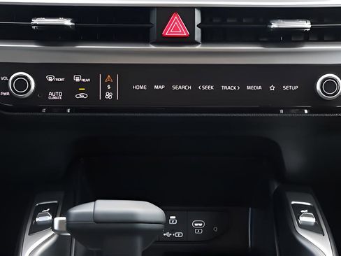 Used 2024 Kia Sorento X-Line EX image 24