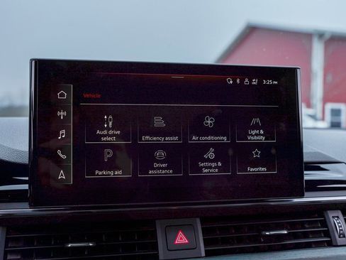 Used 2021 Audi A4 2.0T Premium Plus w/ Premium Plus Package image 25