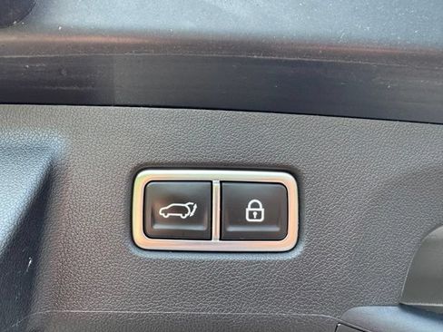Used 2023 Kia Sorento SX FWD image 14
