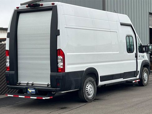 New 2024 RAM ProMaster 3500 w/ Delivery Van Package image 4