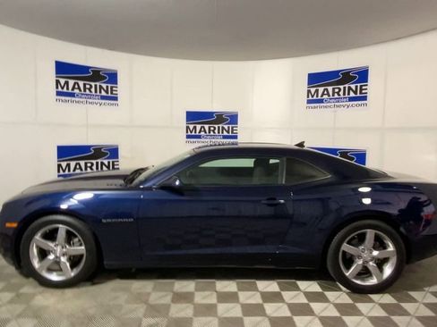 Used 2011 Chevrolet Camaro LT RWD image 7