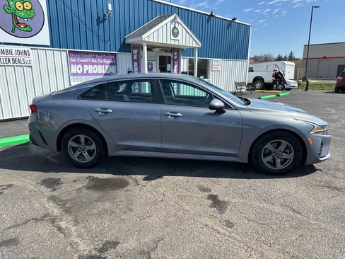 Used 2023 Kia K5 LXS image 8