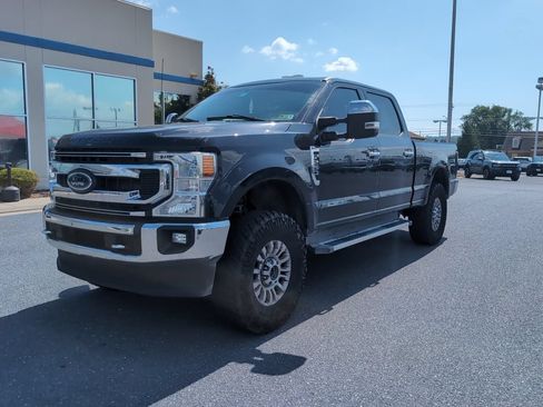 Used 2022 Ford F250 XLT w/ XLT Premium Package AWD/4WD image 1