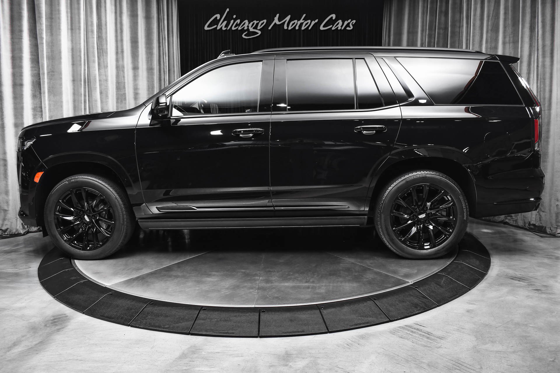 Used 2021 Cadillac Escalade Sport Platinum w/ LPO, ONYX Package AWD/4WD image 43