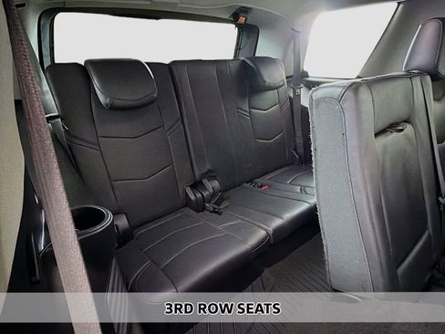 Used 2018 Cadillac Escalade Premium Luxury image 11