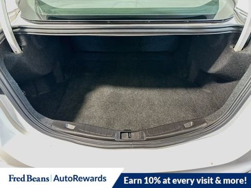 Used 2014 Ford Fusion SE w/ Equipment Group 202A FWD image 11