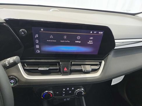 New 2026 Chevrolet TrailBlazer LT w/ Driver Confidence Package FWD image 16
