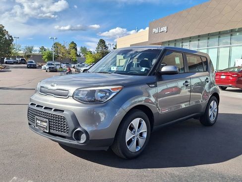 Used 2014 Kia Soul FWD image 7